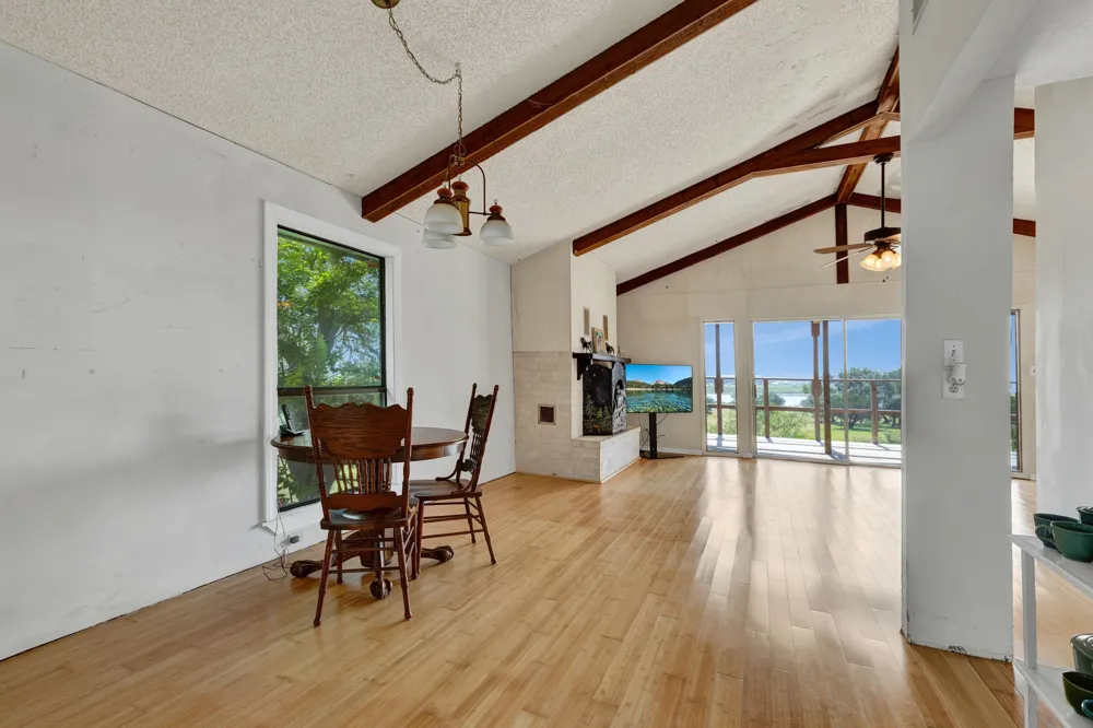 785 Park Shores Canyon Lake, TX 78133
