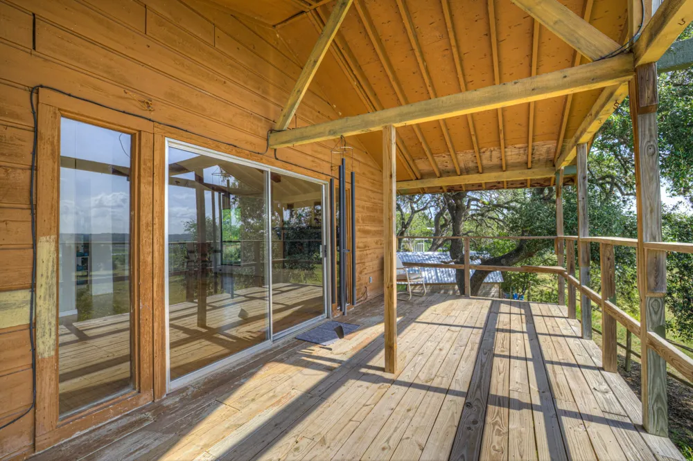785 Park Shores Canyon Lake, TX 78133