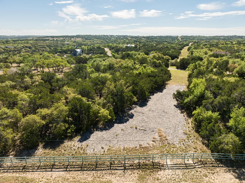 304 Stonegate Lane Dripping Springs, TX 78620