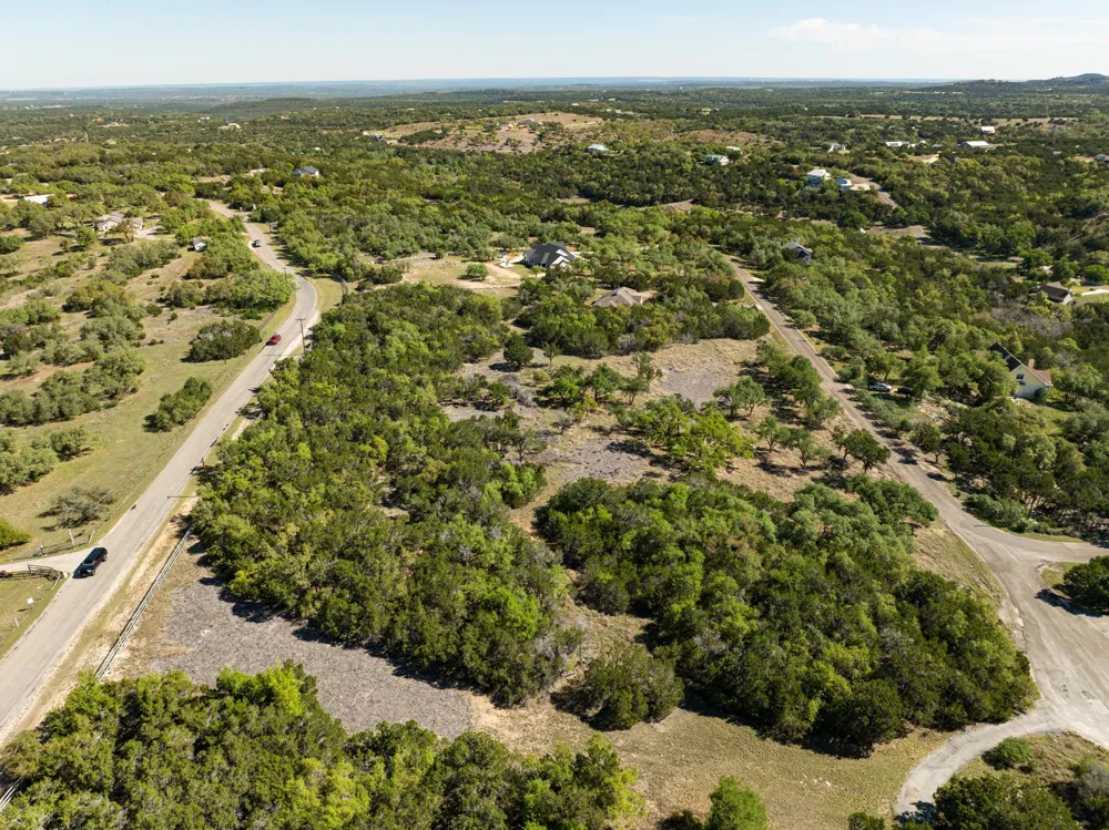 304 Stonegate Lane Dripping Springs, TX 78620