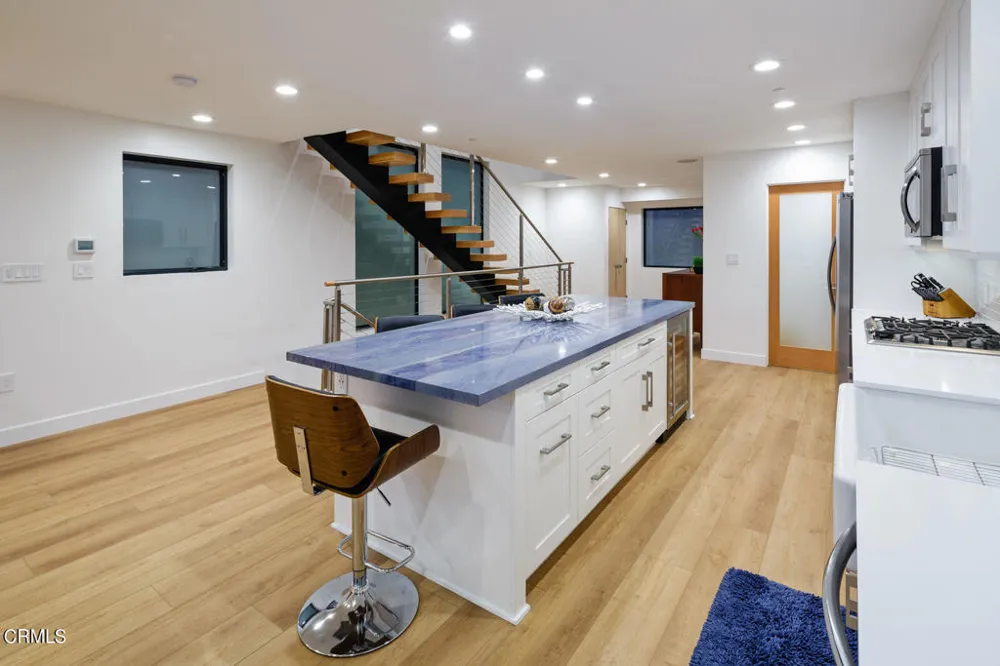 3920 Ocean Drive Oxnard, CA 93035