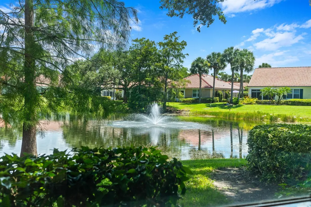 1726 Victoria Circle Vero Beach, FL 32967