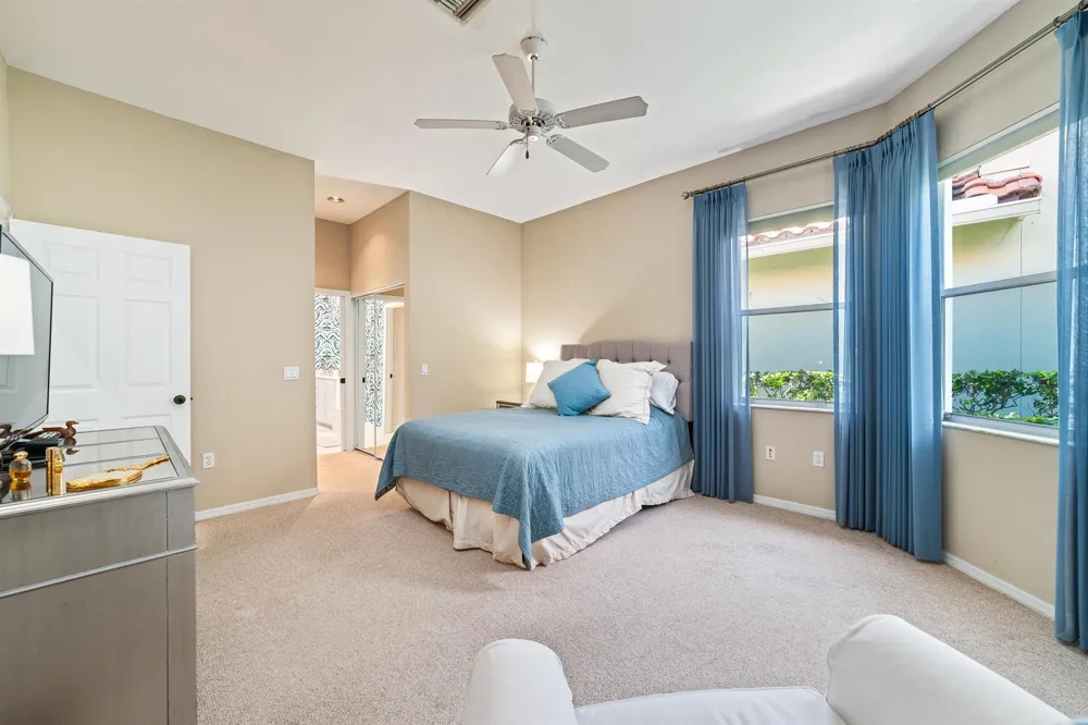 1726 Victoria Circle Vero Beach, FL 32967