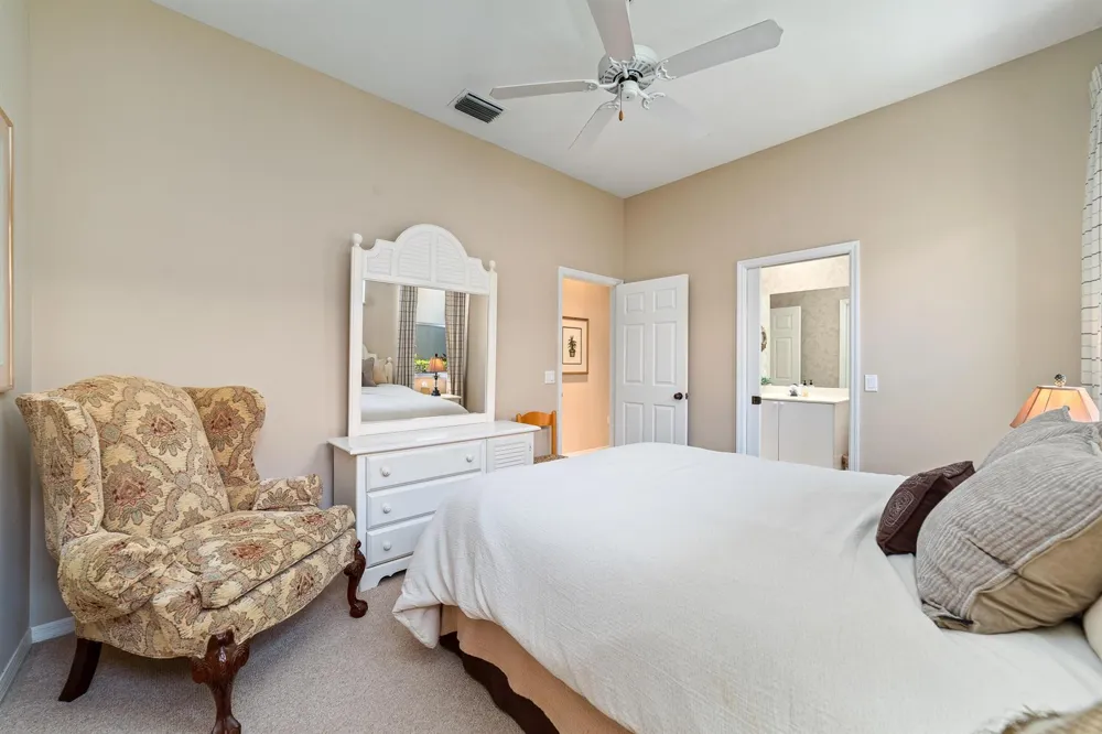 1726 Victoria Circle Vero Beach, FL 32967