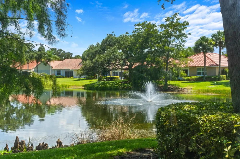1726 Victoria Circle Vero Beach, FL 32967