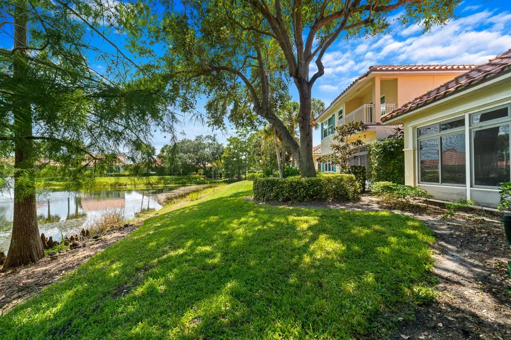 1726 Victoria Circle Vero Beach, FL 32967