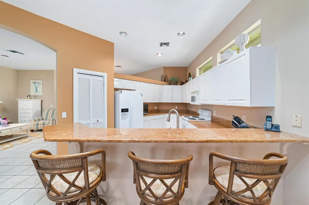 1726 Victoria Circle Vero Beach, FL 32967