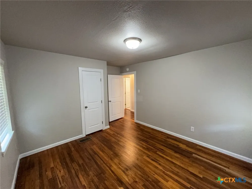 707 Main Street Copperas Cove, TX 76522