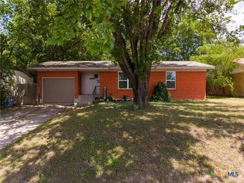 111 Cottonwood Drive