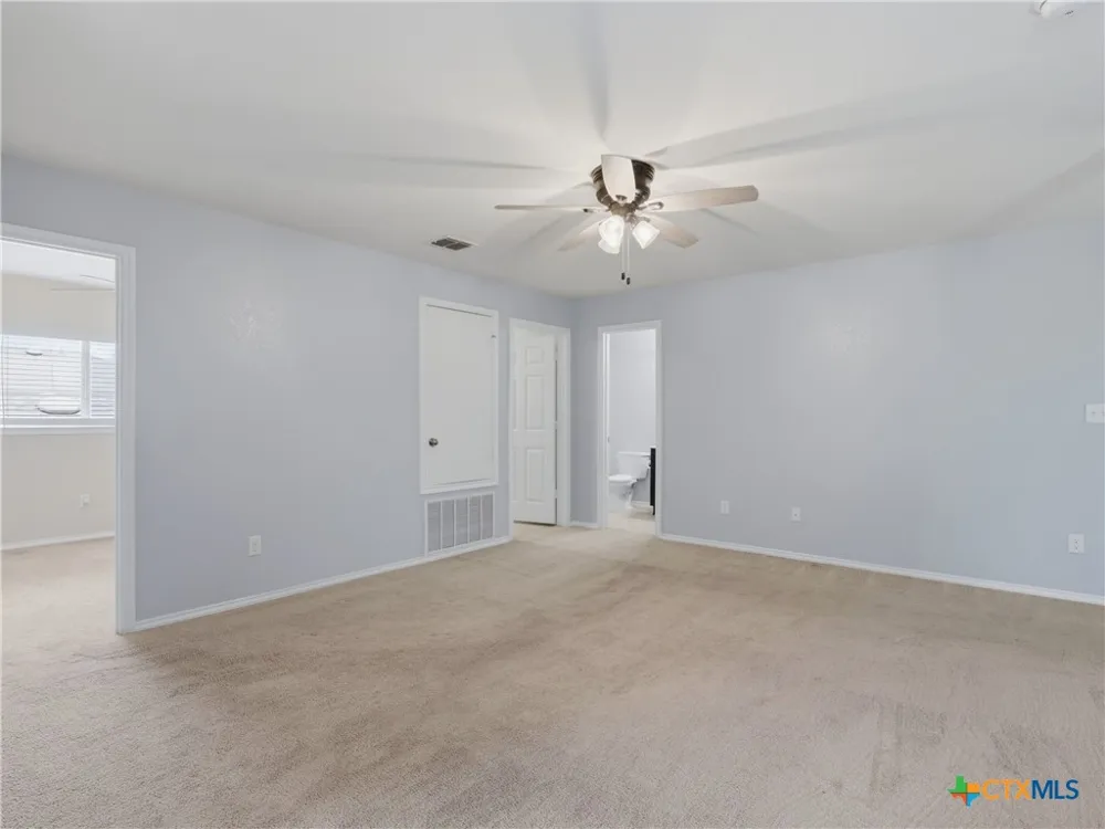 414 Walnut Crest Selma, TX 78154