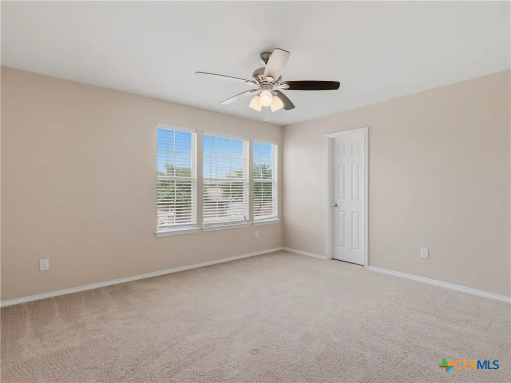 414 Walnut Crest Selma, TX 78154