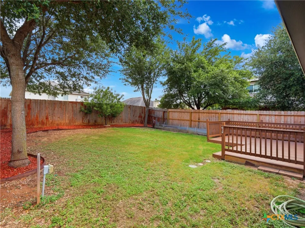 414 Walnut Crest Selma, TX 78154