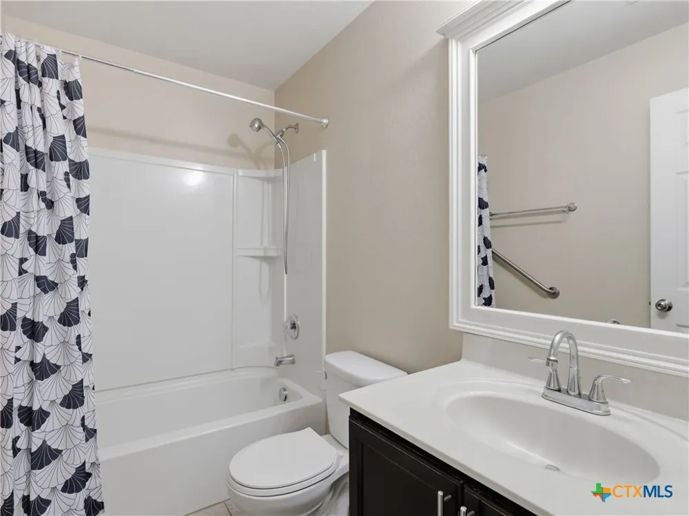 414 Walnut Crest Selma, TX 78154