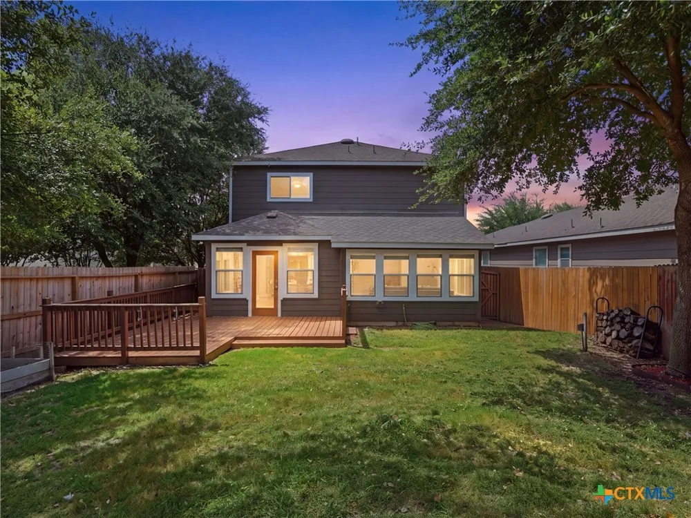 414 Walnut Crest Selma, TX 78154