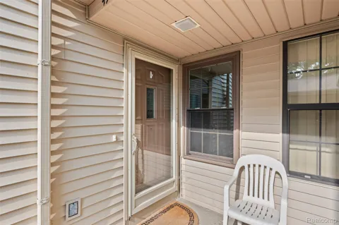 4911 Oak Hill Drive #3