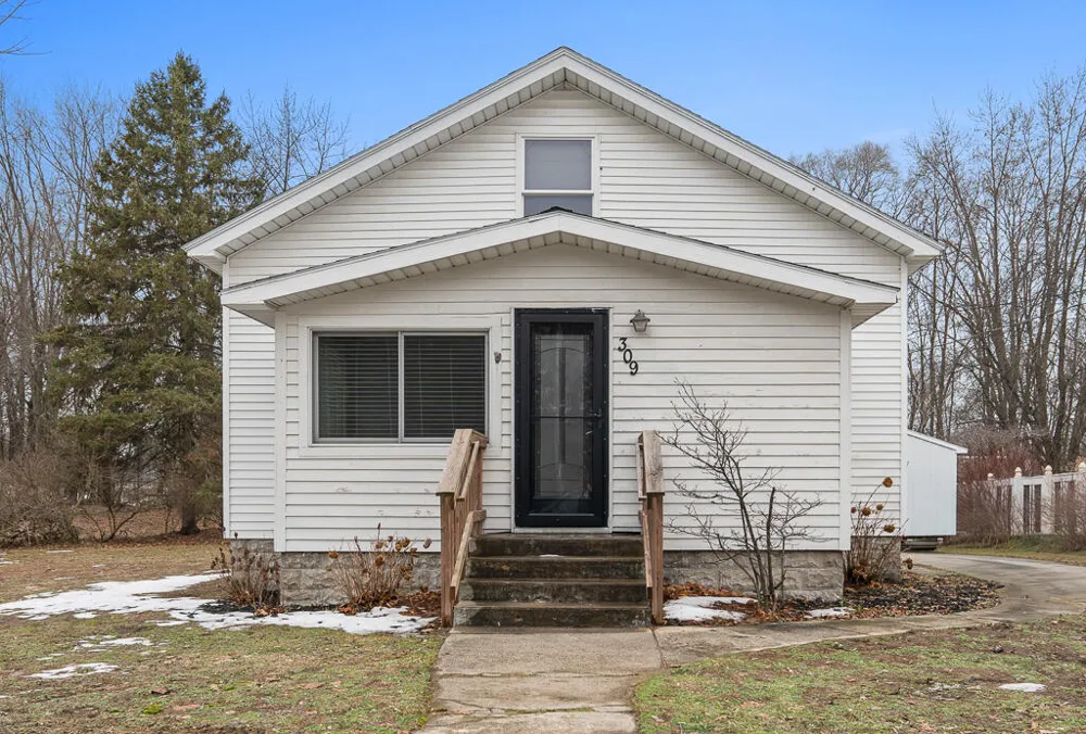 309 Friant Street Grand Haven City, MI 49417