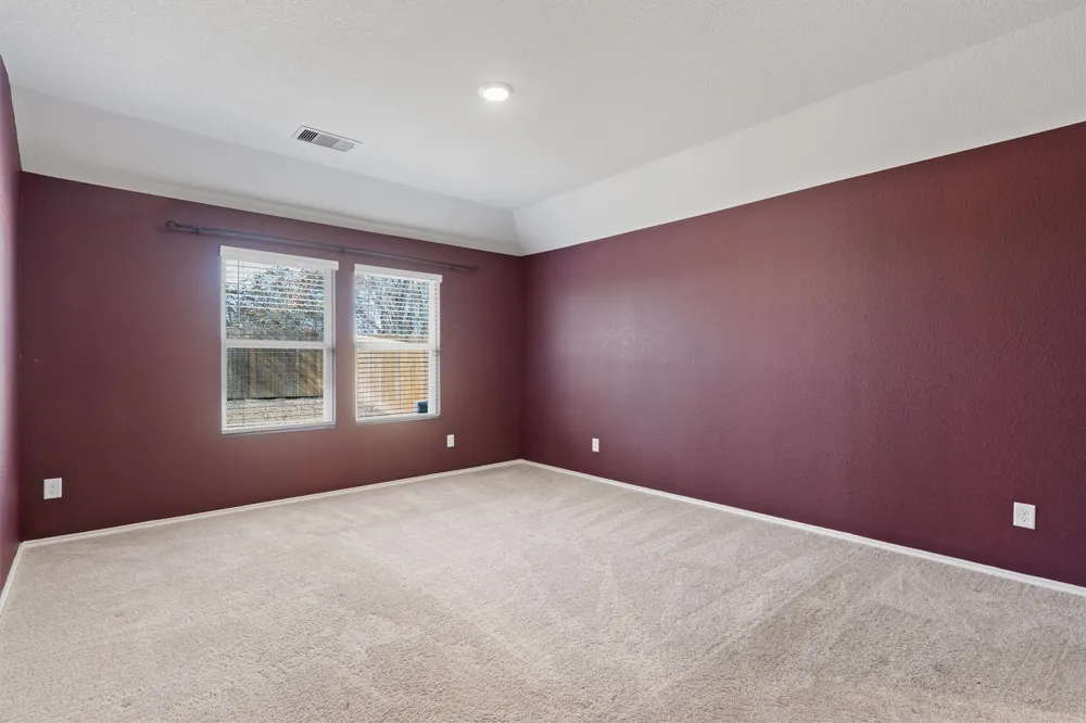 352 Sickle Loop Uhland, TX 78640