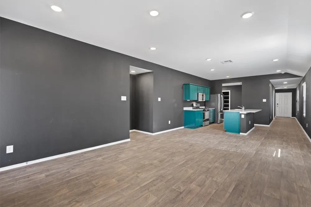 352 Sickle Loop Uhland, TX 78640