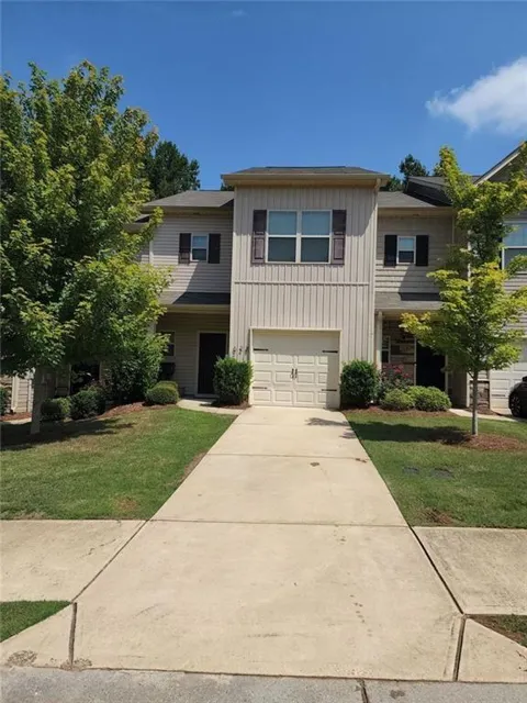 628 Oakside Place