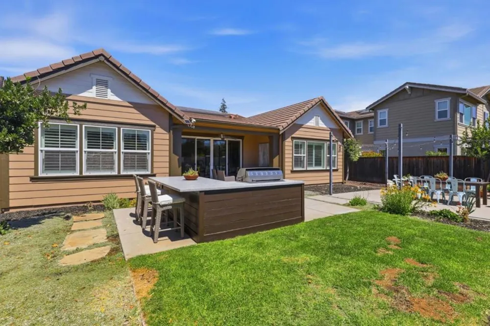 1330 Golden Eagle Drive Morgan Hill, CA 95037