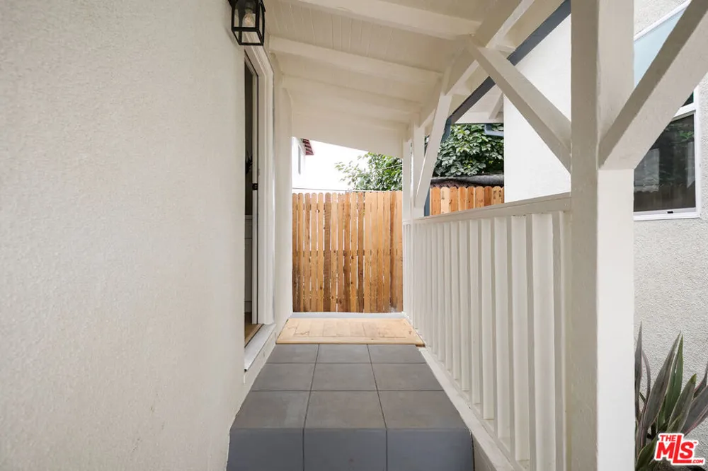 2250 Fernleaf Street Los Angeles, CA 90031