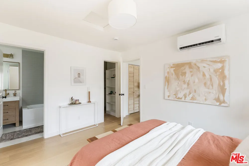 2250 Fernleaf Street Los Angeles, CA 90031