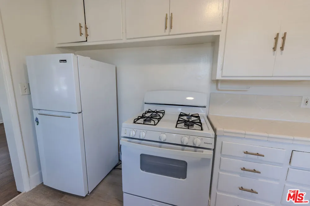 233 E Alameda Avenue #A Burbank, CA 91502