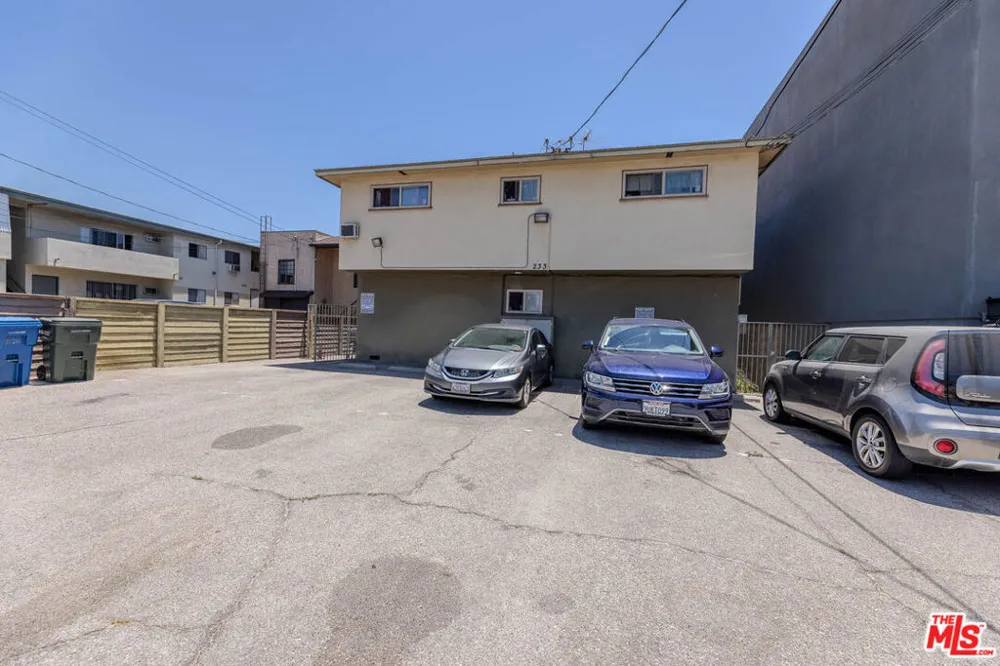 233 E Alameda Avenue #A Burbank, CA 91502