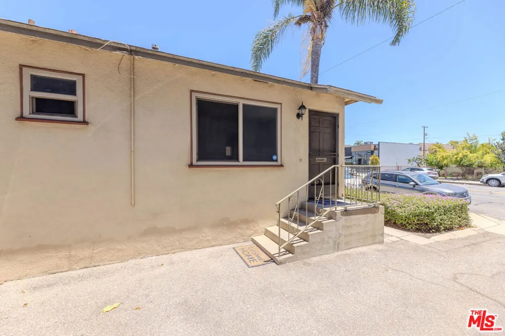 233 E Alameda Avenue #A Burbank, CA 91502