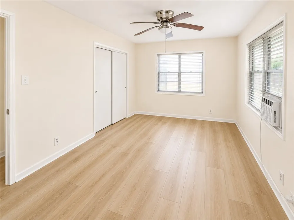 833 Booty Street Sinton, TX 78387