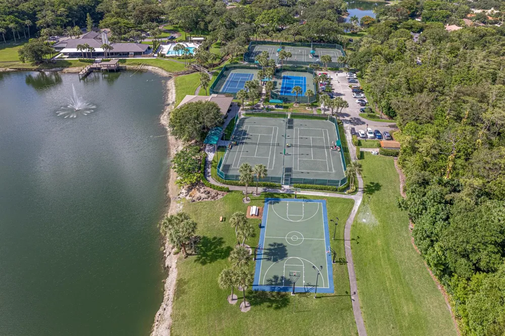 7511 Brigantine Lane Parkland, FL 33067