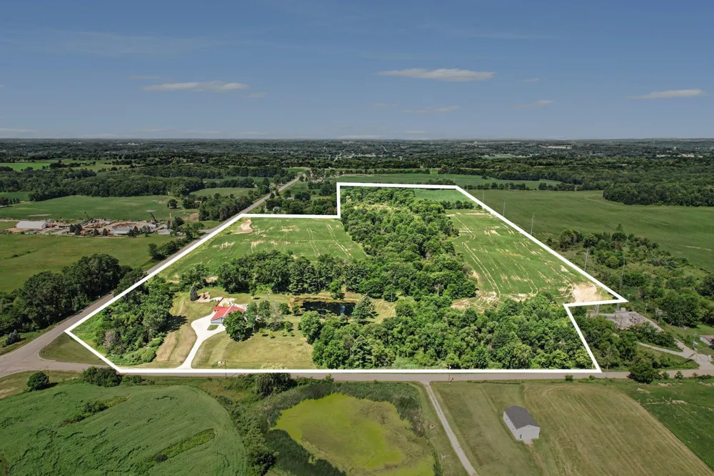 57 Mason Vermontville, MI 49096