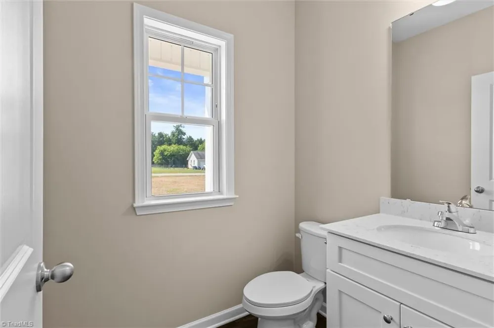 6803 McPherson Clay Road Liberty, NC 27298