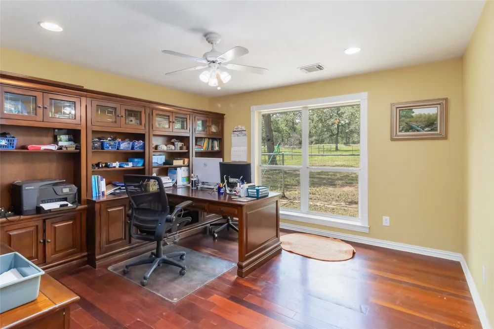 1208 Jeddo Road Rosanky, TX 78953