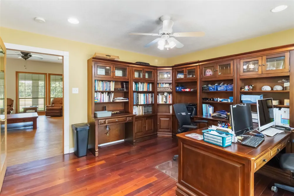 1208 Jeddo Road Rosanky, TX 78953