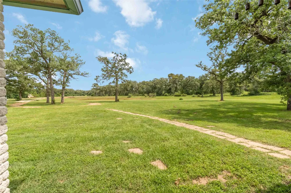 1208 Jeddo Road Rosanky, TX 78953