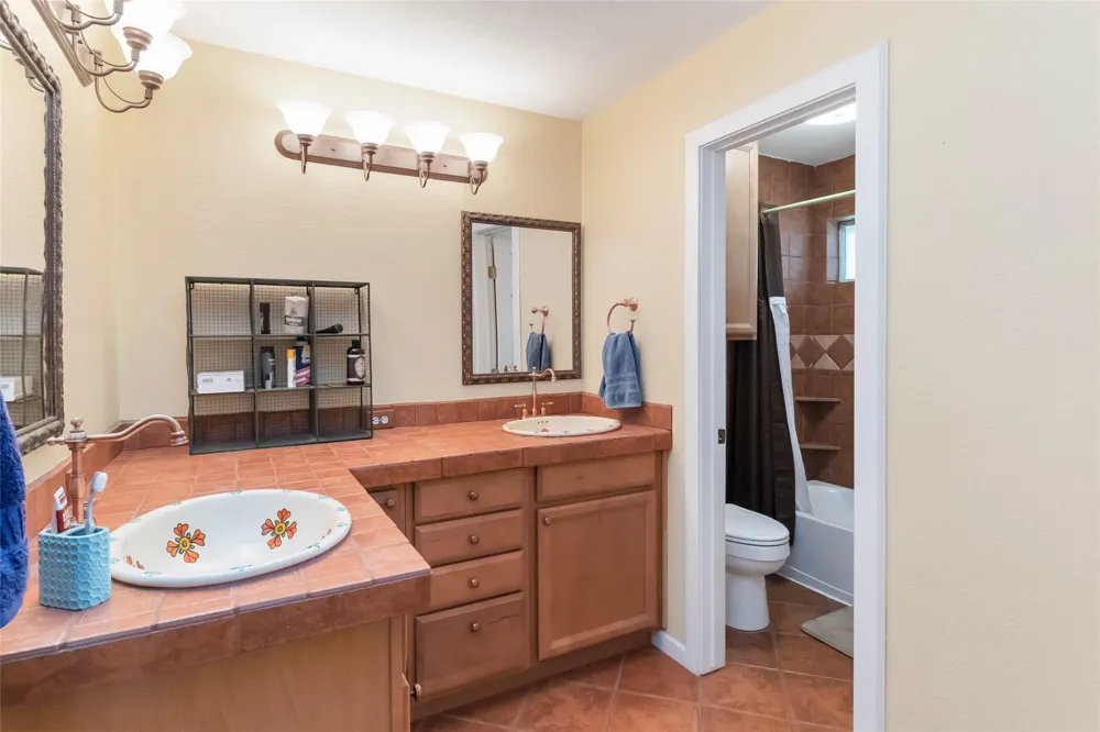 1208 Jeddo Road Rosanky, TX 78953