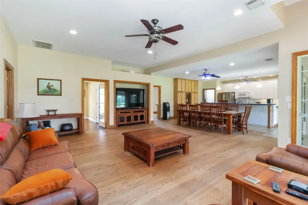 1208 Jeddo Road Rosanky, TX 78953