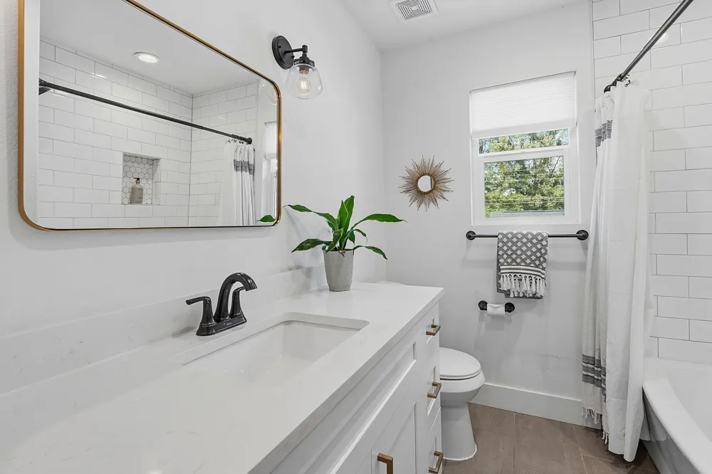 4403 Elmsgrove Drive Austin, TX 78721