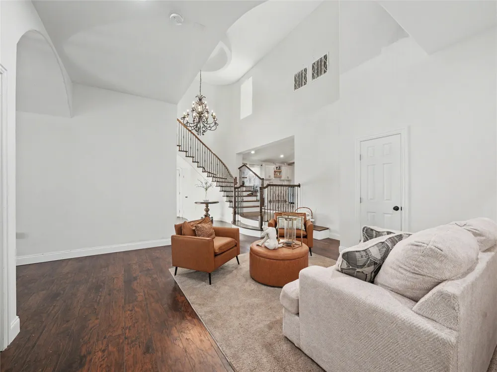 6701 Nauert Road Forest Hill, TX 76140