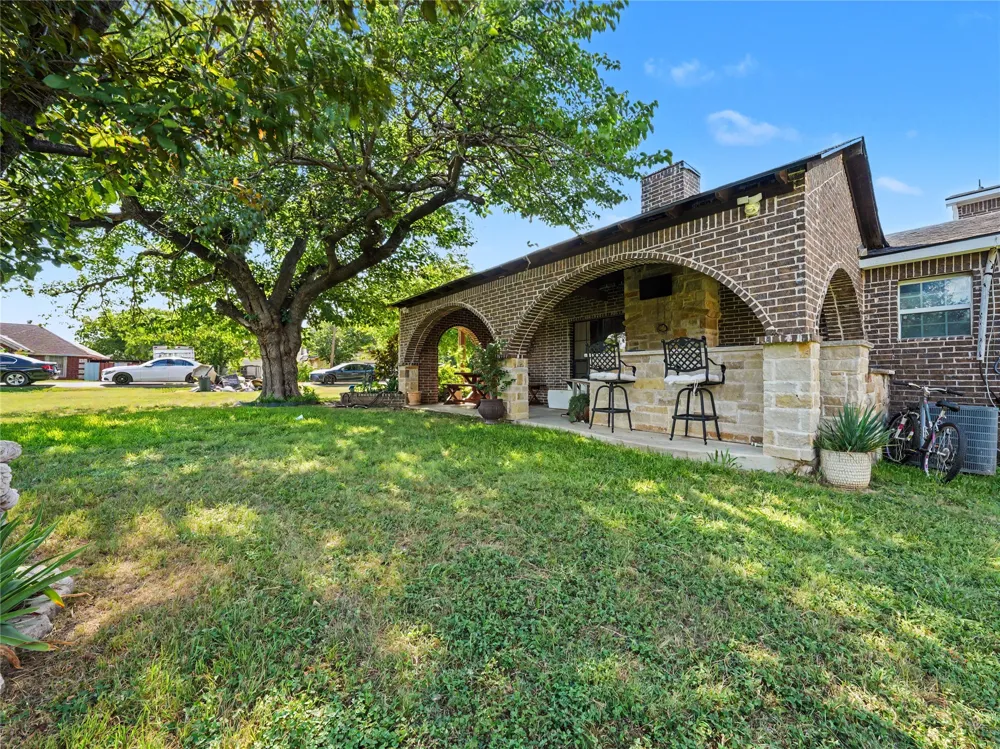 6701 Nauert Road Forest Hill, TX 76140