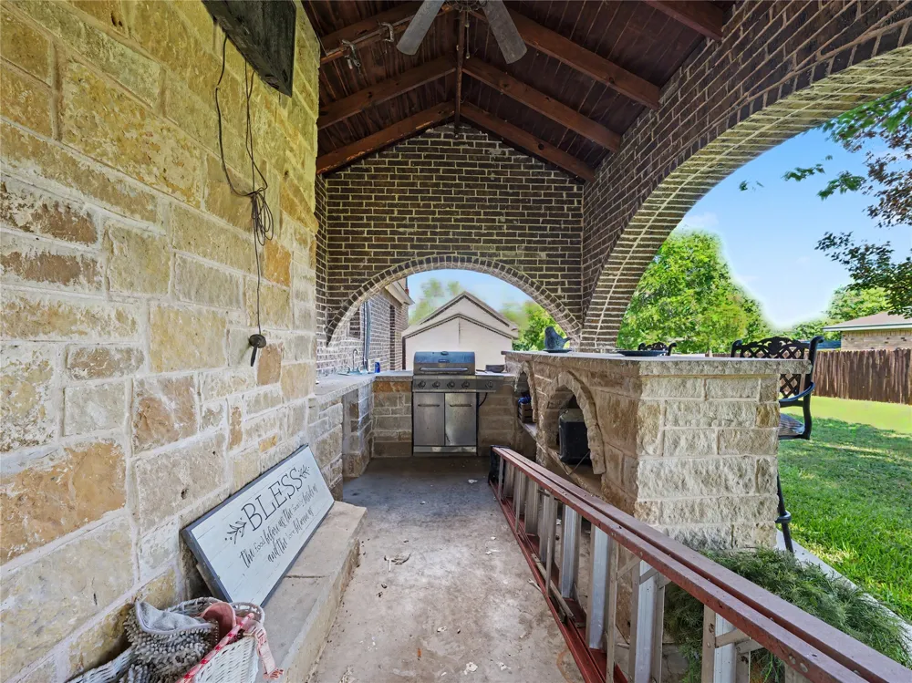 6701 Nauert Road Forest Hill, TX 76140