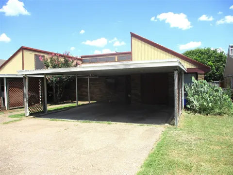 203 Yorkshire Court