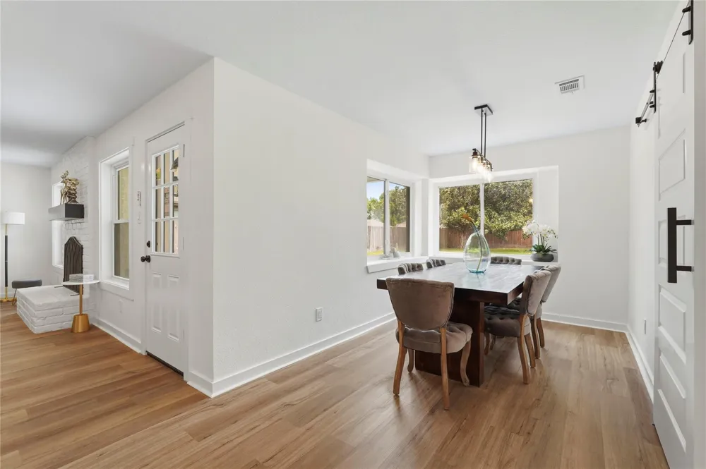 16402 Cornwall Street Jersey Village, TX 77040