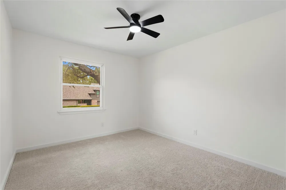 16402 Cornwall Street Jersey Village, TX 77040