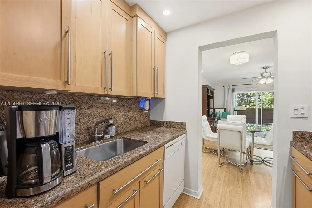 1205 Mariposa Ave #403 Coral Gables, FL 33146