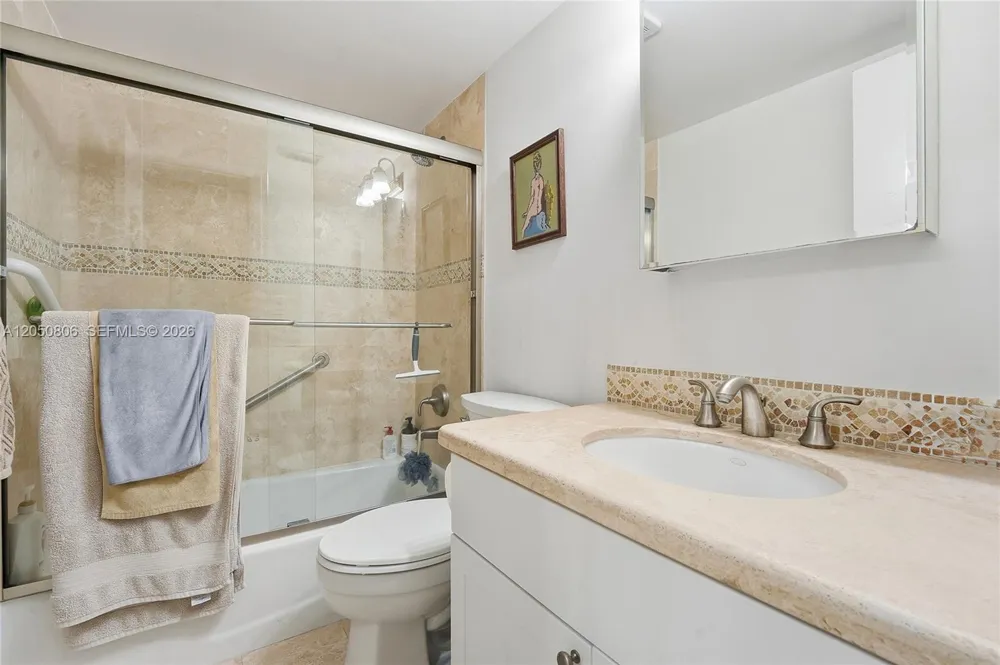 1205 Mariposa Ave #403 Coral Gables, FL 33146