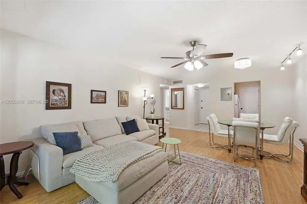 1205 Mariposa Ave #403 Coral Gables, FL 33146