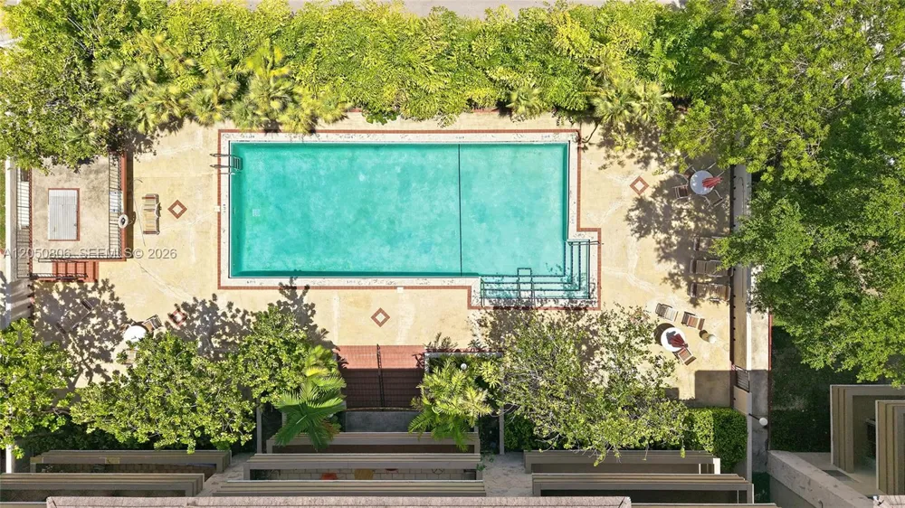 1205 Mariposa Ave #403 Coral Gables, FL 33146