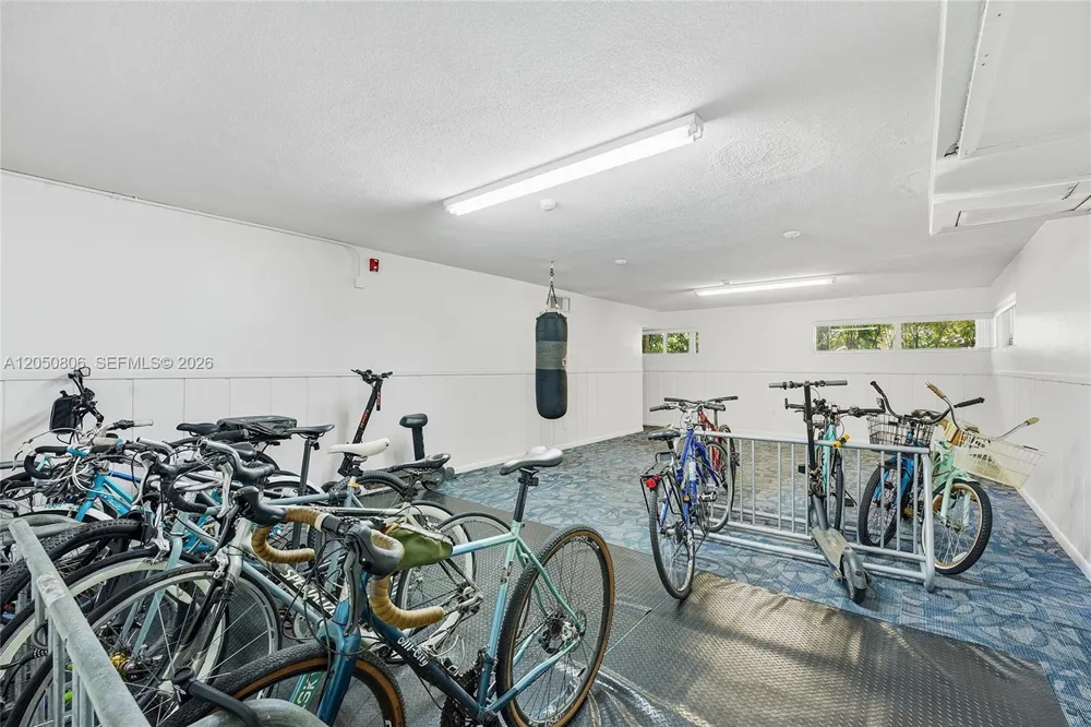 1205 Mariposa Ave #403 Coral Gables, FL 33146